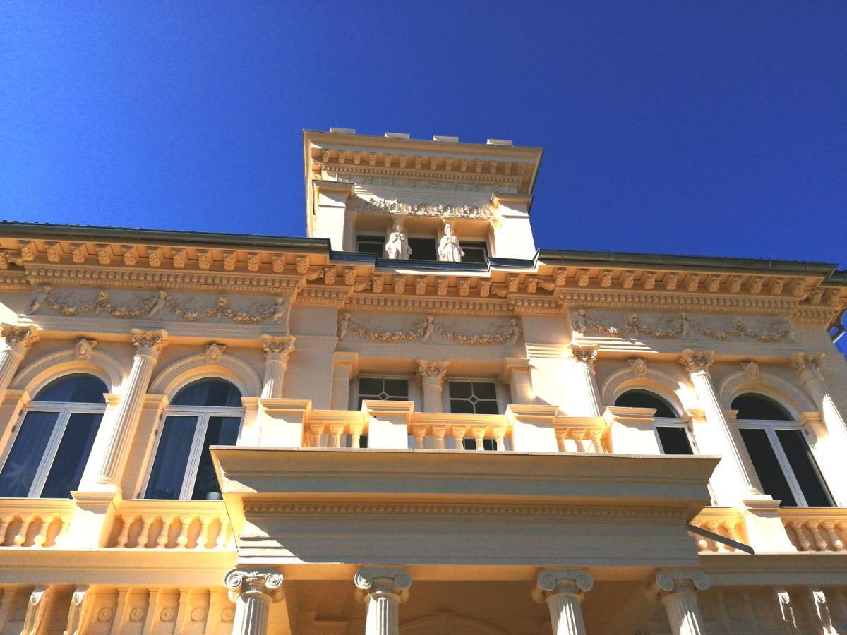 Villa Pauli Eutin Exterior photo